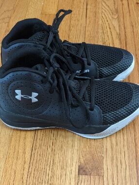 Under Armour Youth Black and Gray basketball Shoes